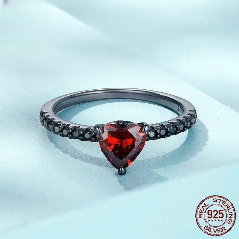 Sterling Silver S925 Dark Night Heart-shaped Ring - Ramshackle Shack