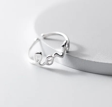 S925 Sterling Silver Heart-shaped LOVE Ring - Ramshackle Shack